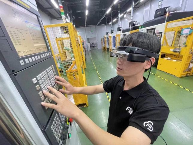 央視總臺大型紀錄片智造中國走進工業(yè)富聯